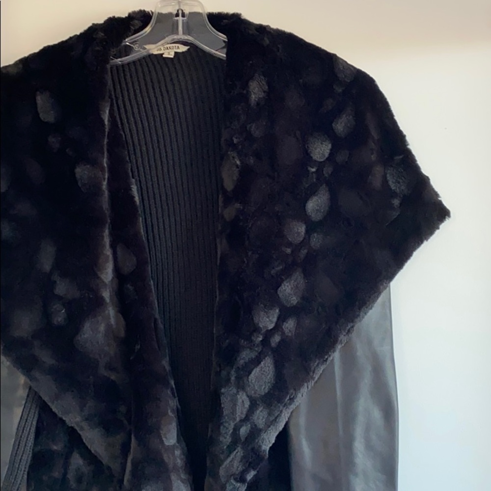 Fur jacket - Picture 2 of 3